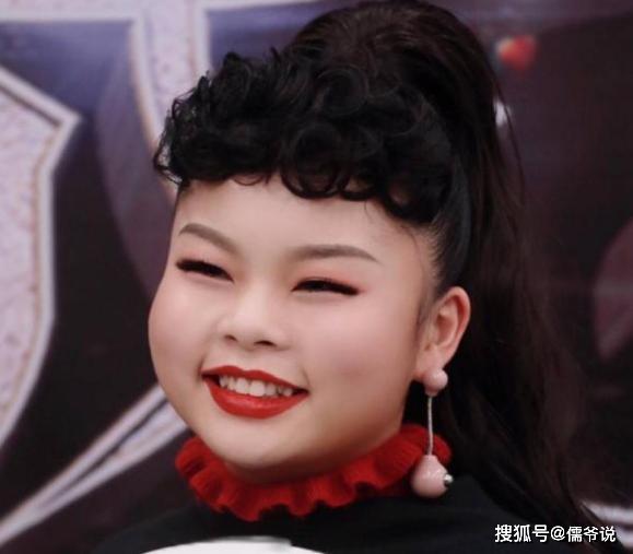 原创cindy现身t台走秀气场十足和参加创造101时大不同