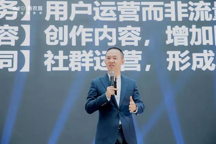 【堂主钟文彬】