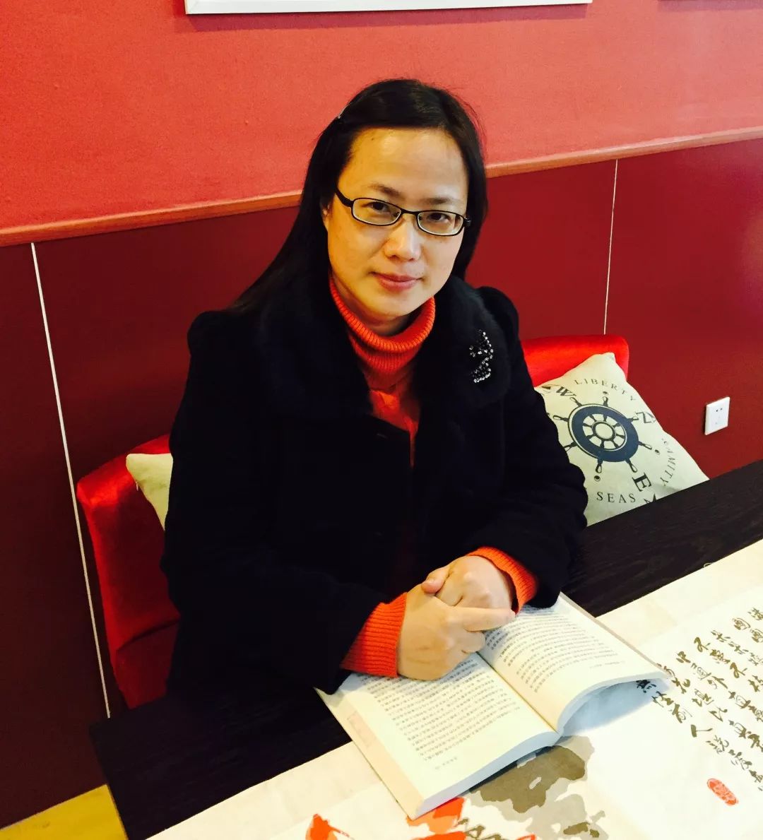 曹斌老师▲吕静雯老师4名教师晋升为中小学一级教师叁▲陆燕飞老师