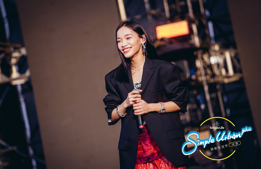 刘柏辛lexie开唱成都简单生活节首唱新单好吗好啦好吧