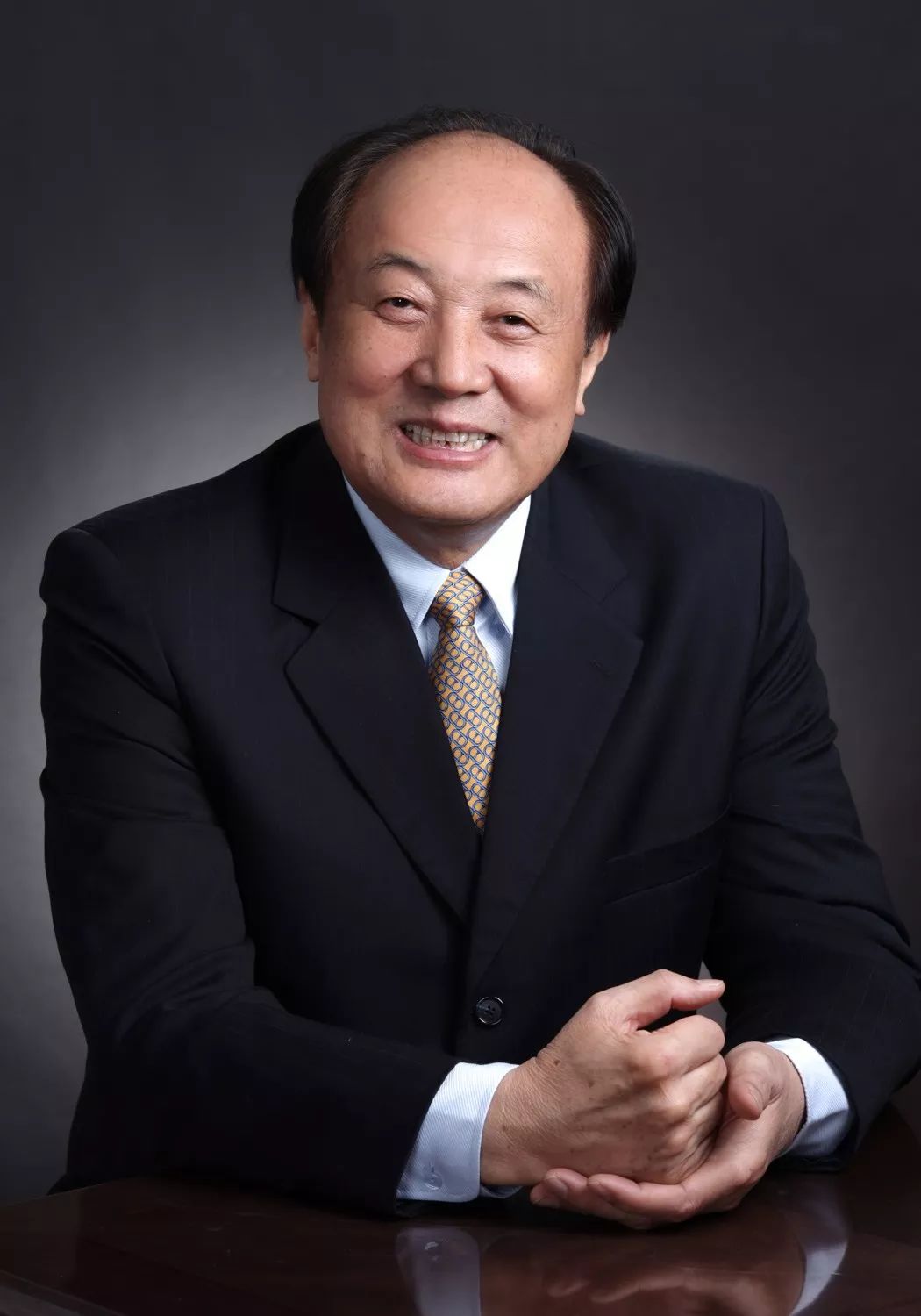 专访两膺上将洪学智之子吉林原省长洪虎父亲常告诫不要指望我为你们的