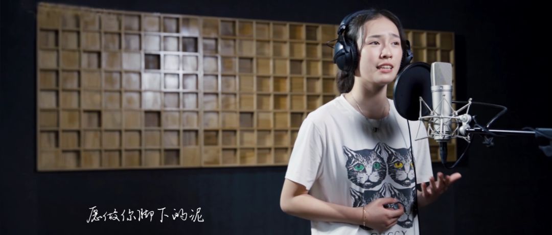 听黄凯仪深情演绎唯美情诗愿字字入心