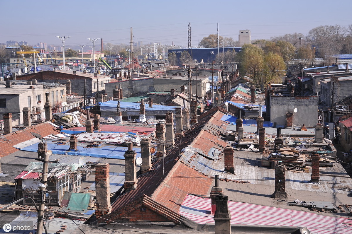 原创哈尔滨最大棚户区拆迁在即,2千户居民笑开花:终于熬出头