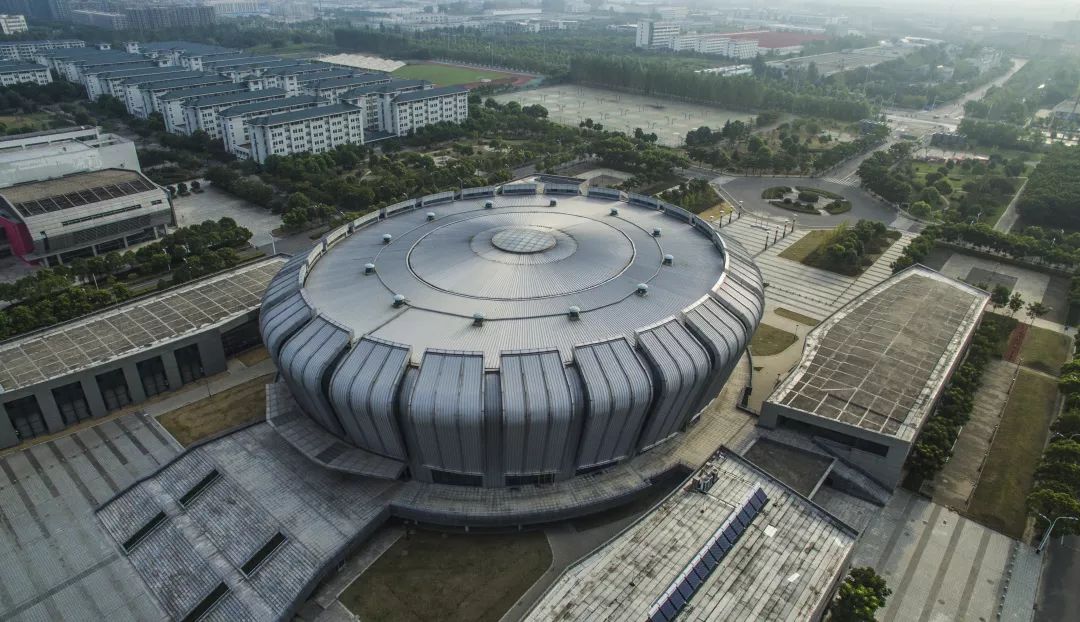 寻访身边的榜样 | 法学院"85后"教师冯煜清:遇见有趣的灵魂