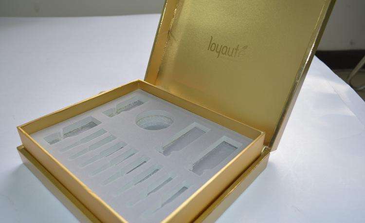 礼盒纸盒包装制作的压光工艺与要求