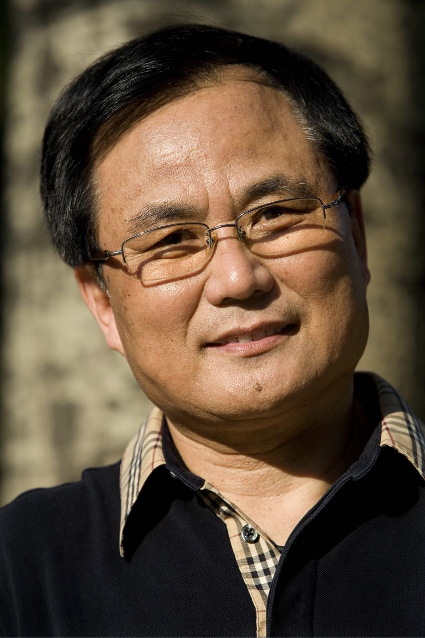 著名电影剧作家评论家赵葆华老师介绍