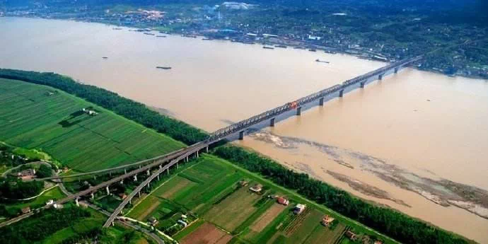 宜昌排在…_长江