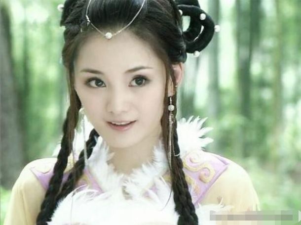 有一种整容叫馨子十年前vs十年后长发飘飘逆袭到认不出