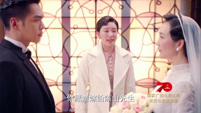 原创惊蛰余小晚才是人生赢家两处伏笔揭晓了她和陈山的结局