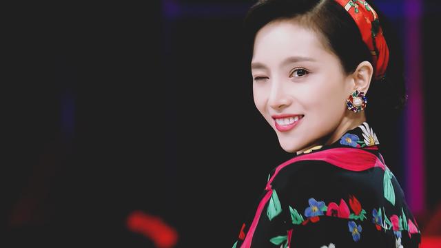 李予溪时隔十年重返舞台,与谢娜谈初心难忍落泪