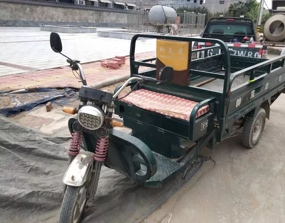 电动三轮车事故频发已成新马路杀手