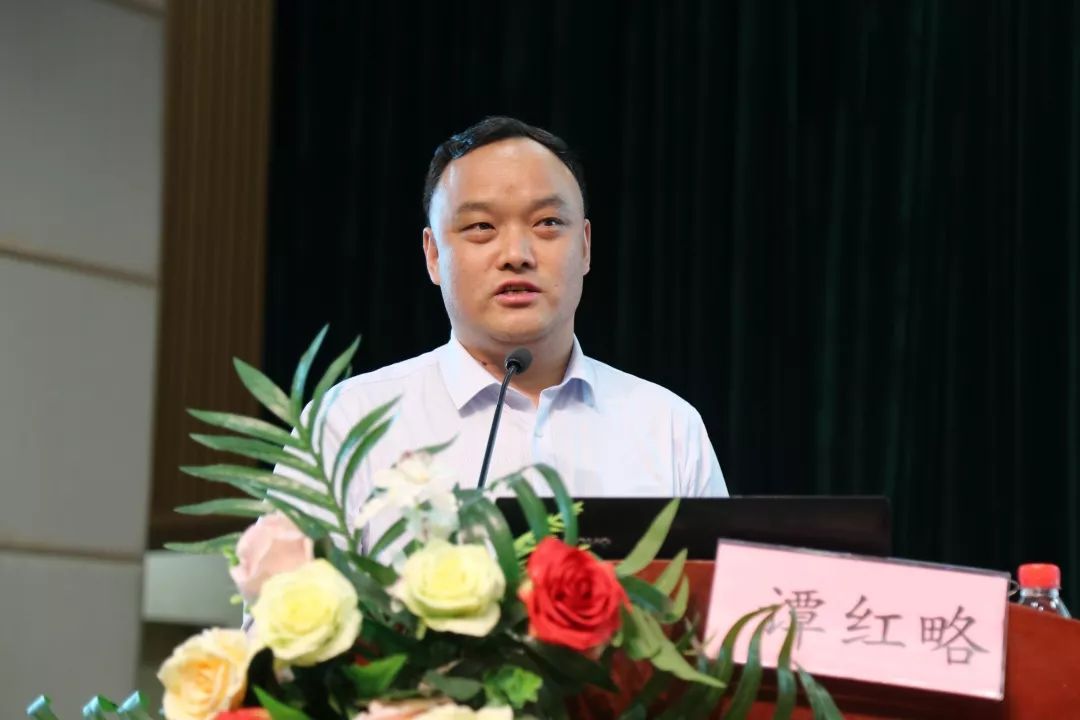 在前叉韧带重建及术后康复板块,由国内著名专家刘玉杰,章亚东,陈德生