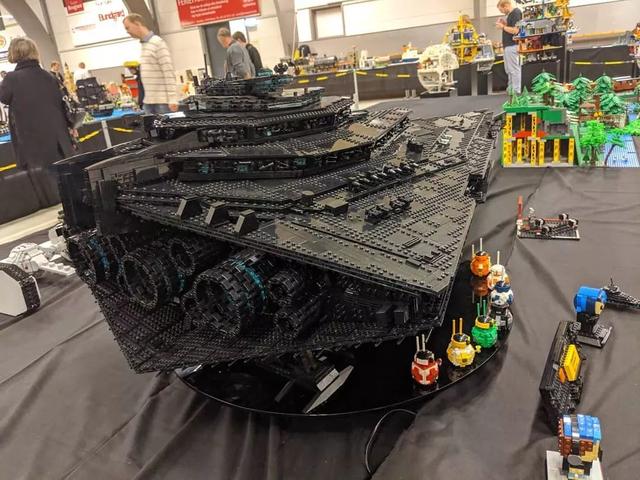 lego乐高moc作品欣赏既可庞然大物般壮观也可小巧玲珑的精致