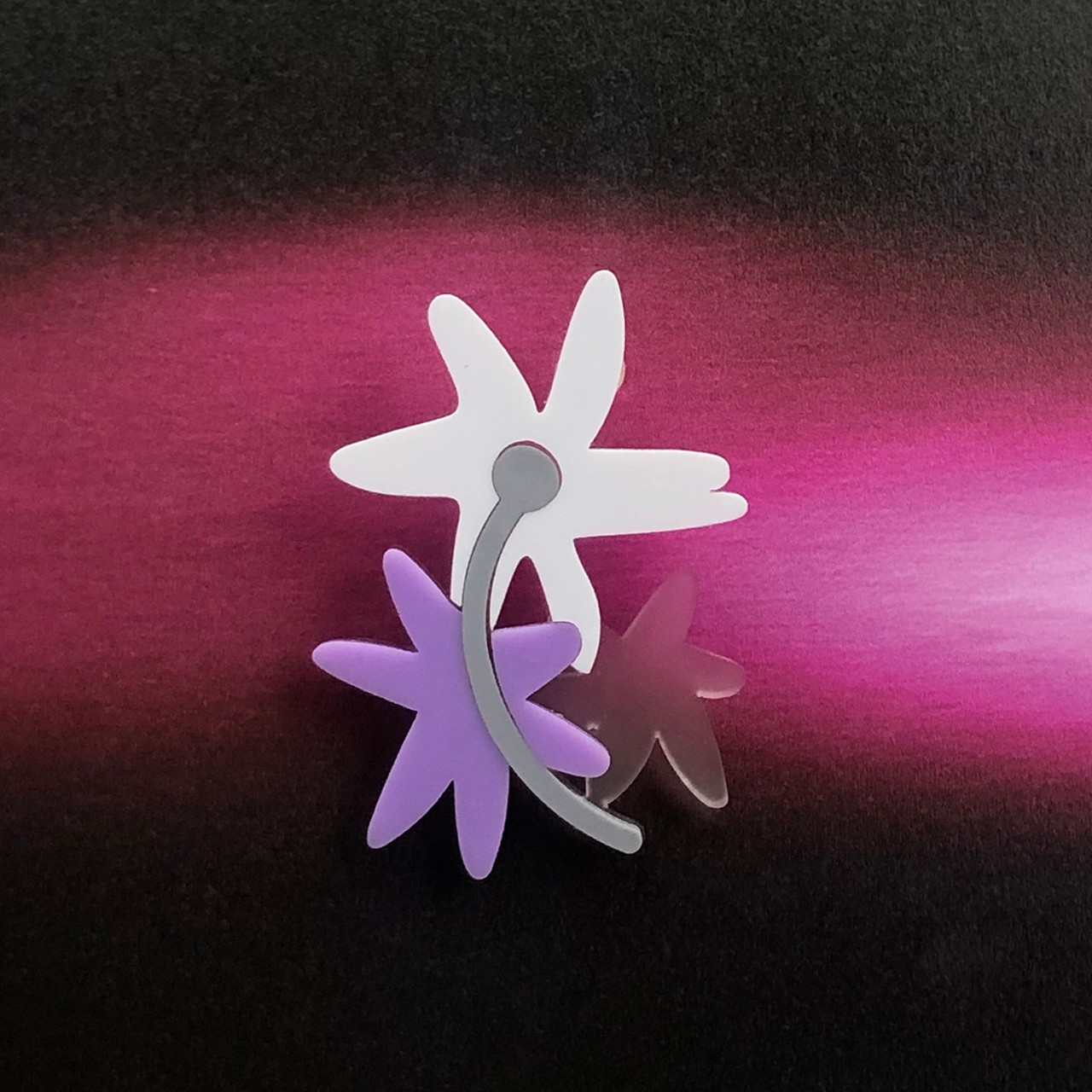 每周设计欣赏丨被打上马赛克的西装外套_tint