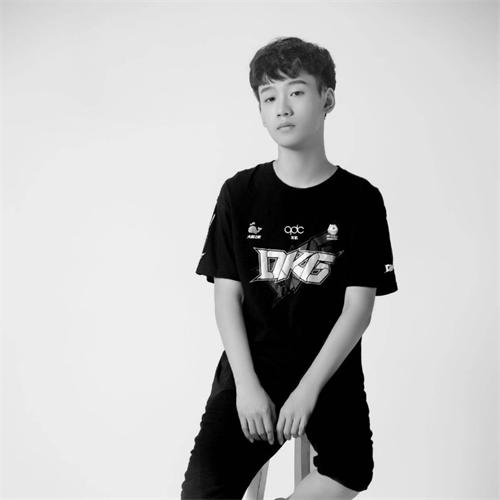 你见过大型狗血剧现场吗它就发生在虎牙主播晚玉身边