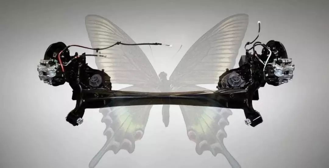 次世代mazda3昂克赛拉的seb蝶形仿生后悬挂,是马自达自己拥有的专利