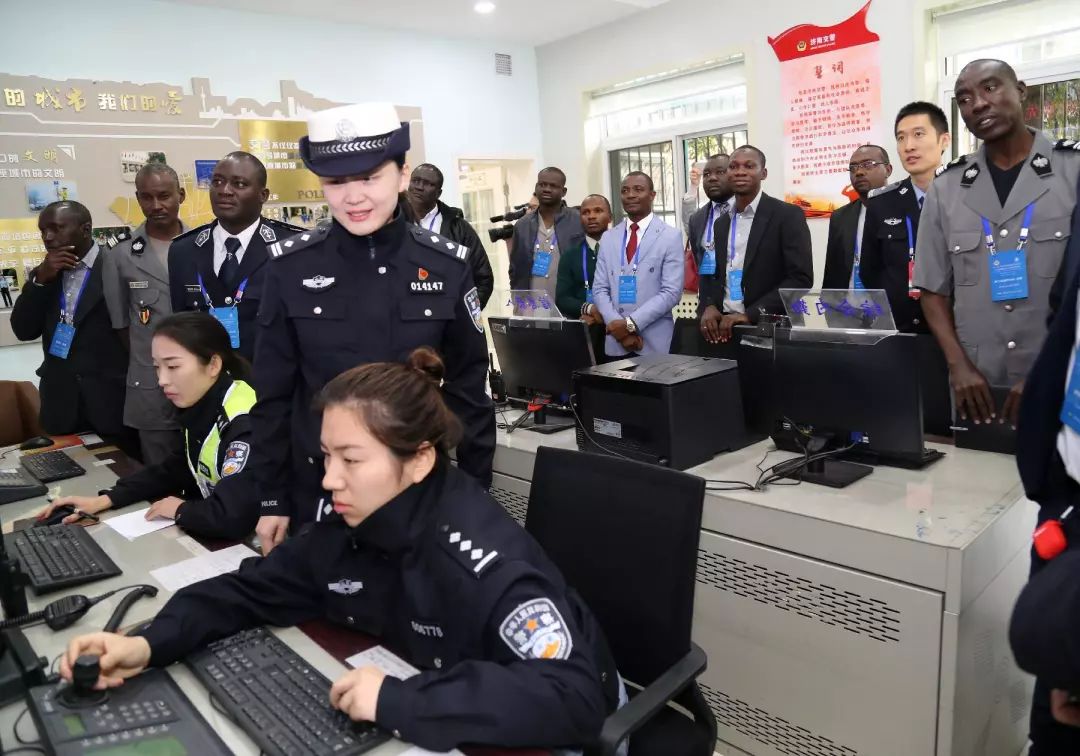 国际刑警组织西非地区中心局警务能力建设研修班到支队学习交流