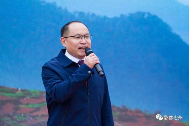 石宝镇▲ 石宝镇党委书记罗军兴▲涂井乡▲ 涂井乡党委书记邓军