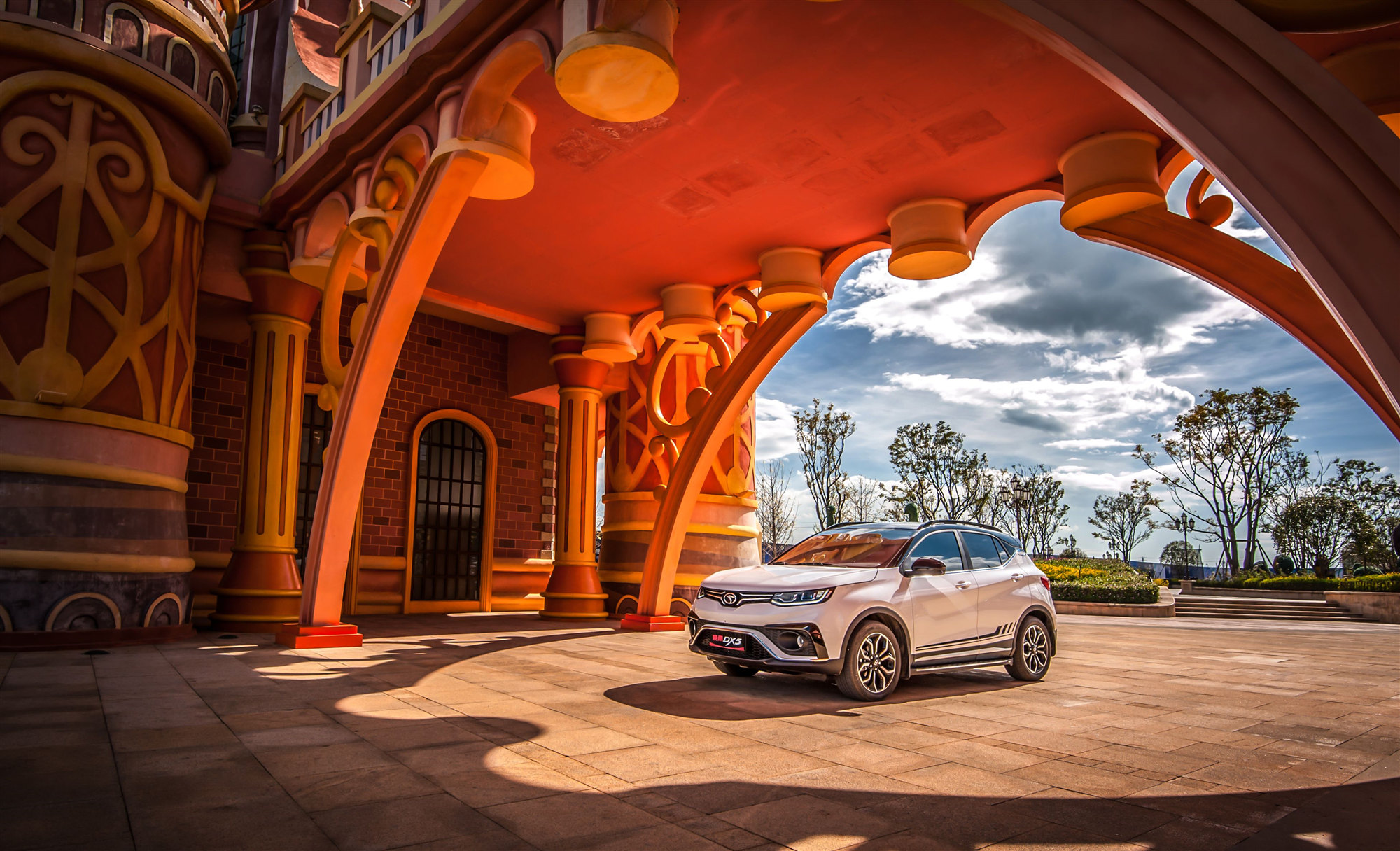 高原山路任我行 东南dx5为年轻人打造不一"young"!