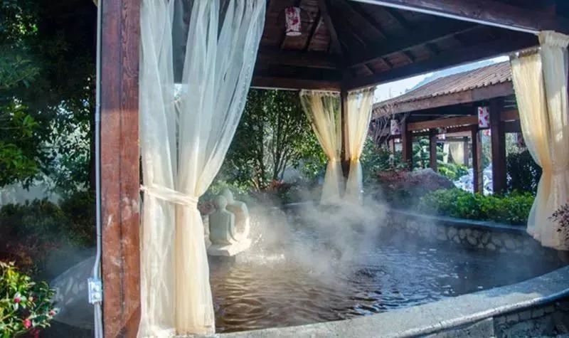 699元抢购云曼温泉特惠票地铁一号线直达秋冬泡个汤一起放松一下快来