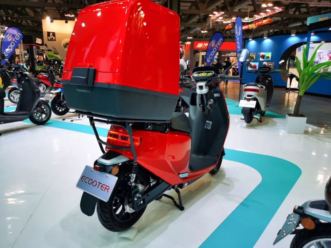 e客米兰展直击重磅新品e2max发布中国智造实力领衔