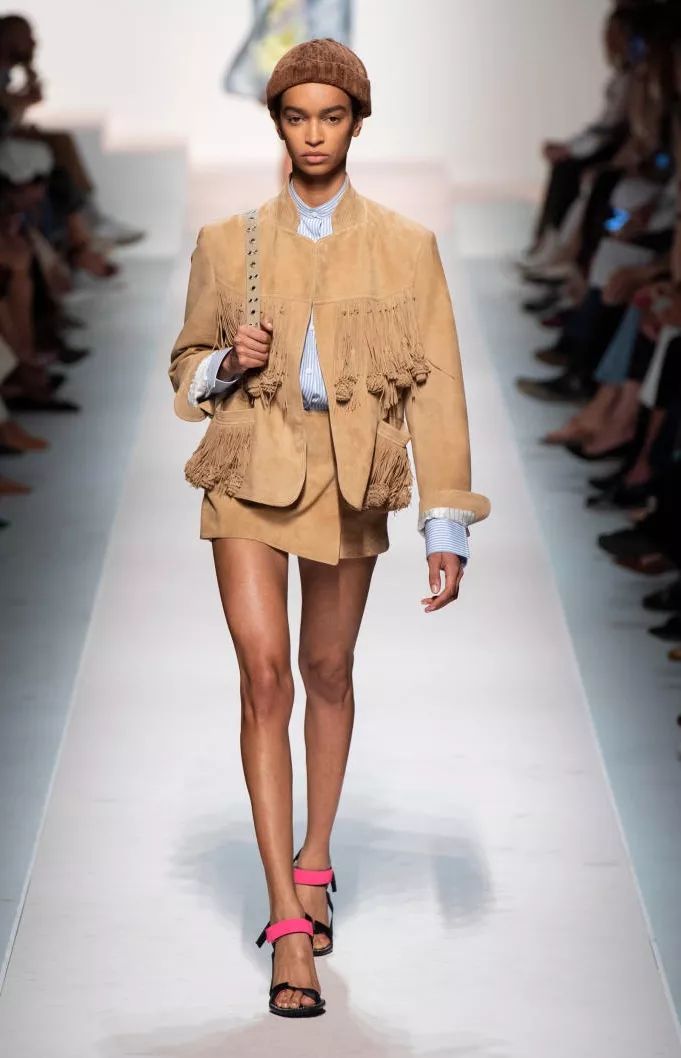 2020春夏女装流行趋势分析:工艺流苏