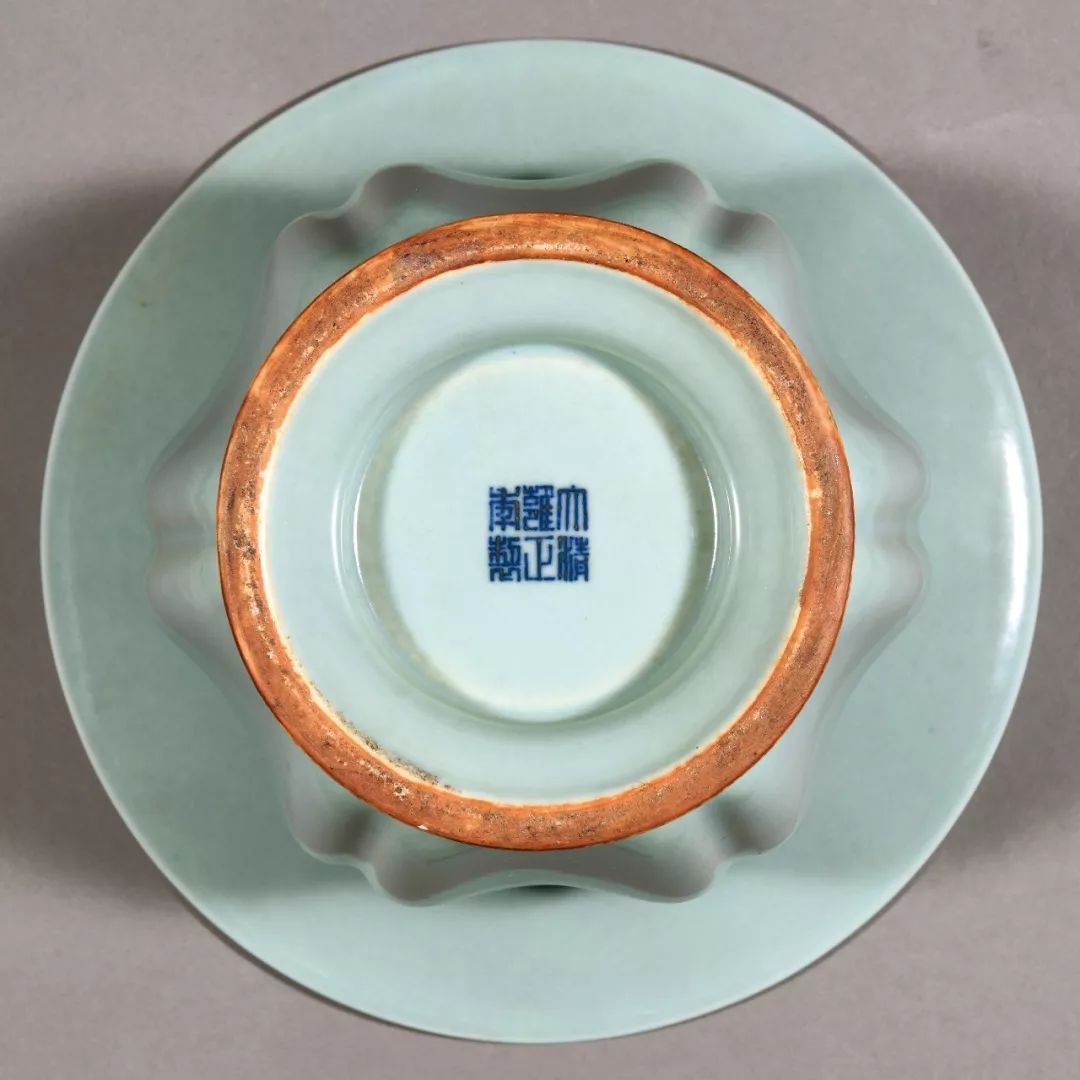 19秋拍瓷器工艺品丨唐英研制的仿钧天蓝釉是这样的