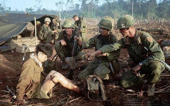 越南戰爭中美軍用空孕催乳劑對付越南女兵這是什麼東西