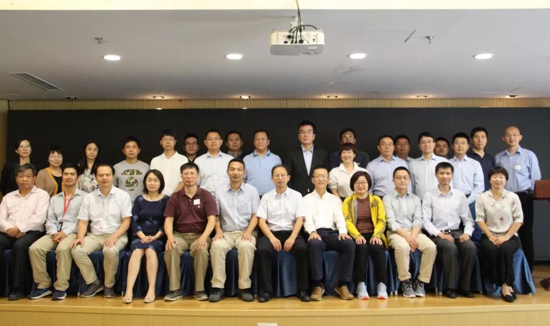 北京大学跨学部生物医学工程系常务副主任席建忠,北京大学科技开发部