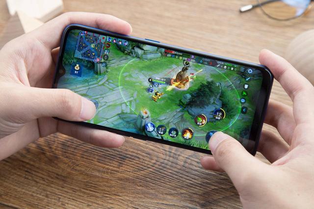 原创oppo a11x游戏上手体验:续航拍照给力,游戏体验更极致