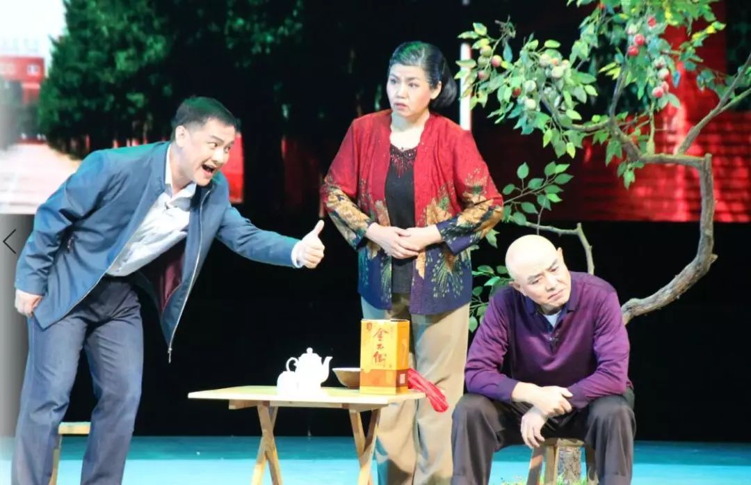 展演栖霞市吕剧团将携现代大型吕剧衣家人亮相山东剧院