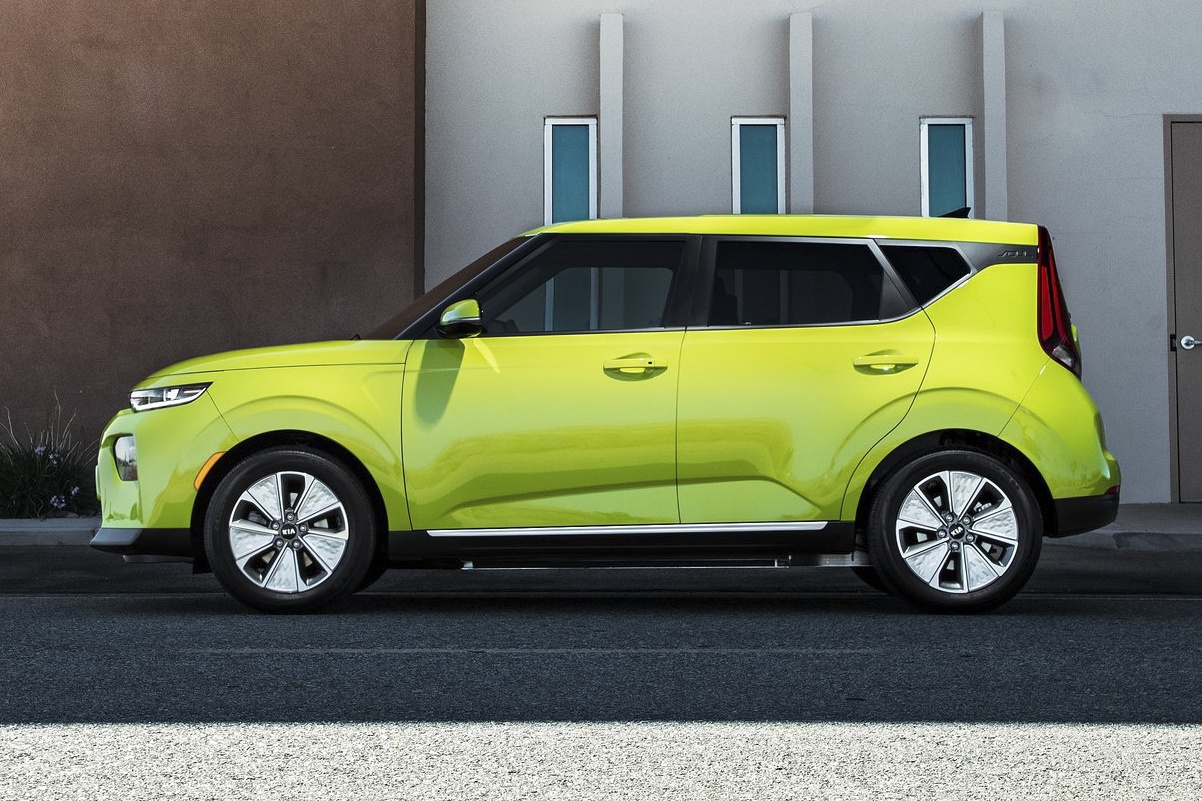 起亚全新soul ev国内首发 续航或达475km