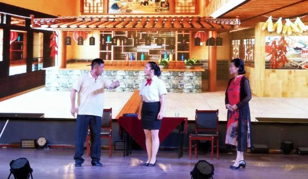 展演栖霞市吕剧团将携现代大型吕剧衣家人亮相山东剧院