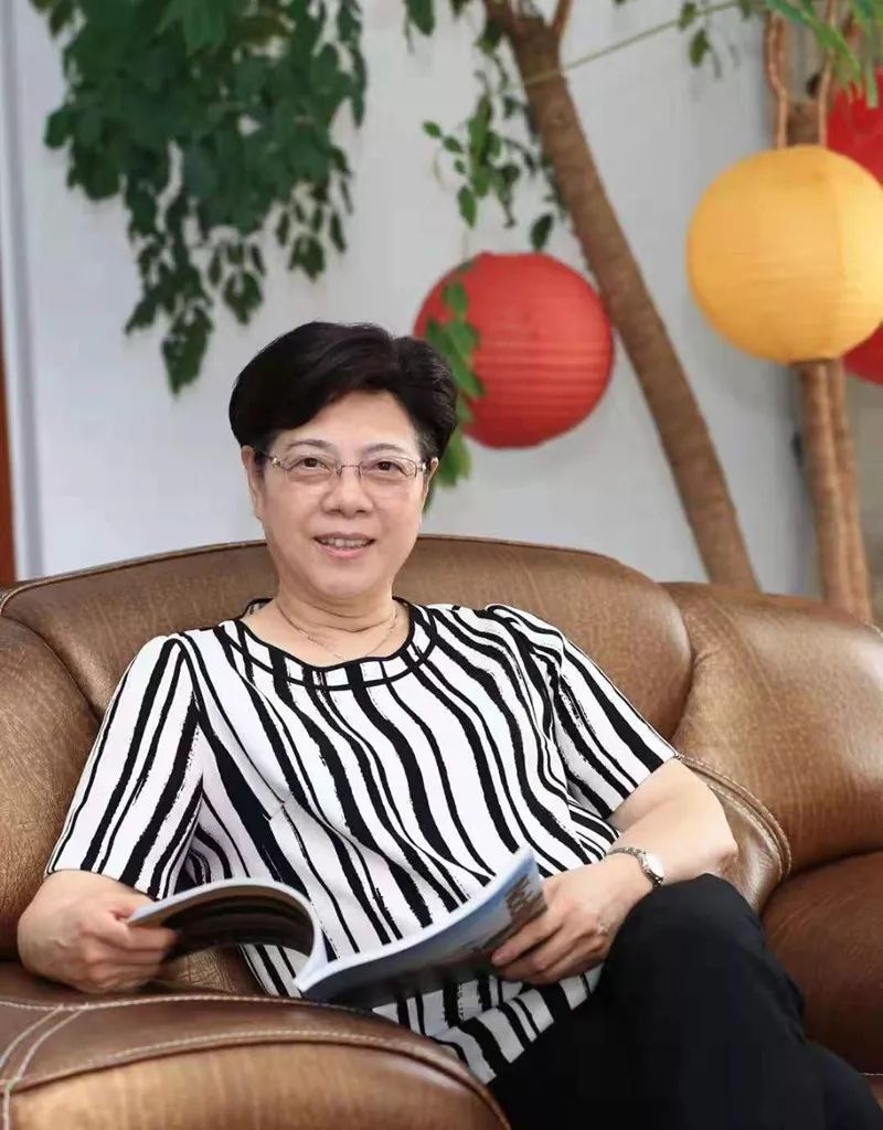 邱敏秀常说,创新团队是引领企业稳健发展的原动力,年轻人才是公司的