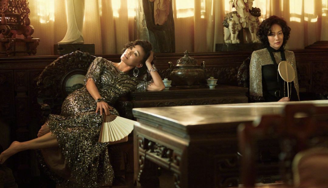 文 | 伊姐(周桂伊) 李艾修上周我们写了陈冲,有读者留言,想看邬君梅的