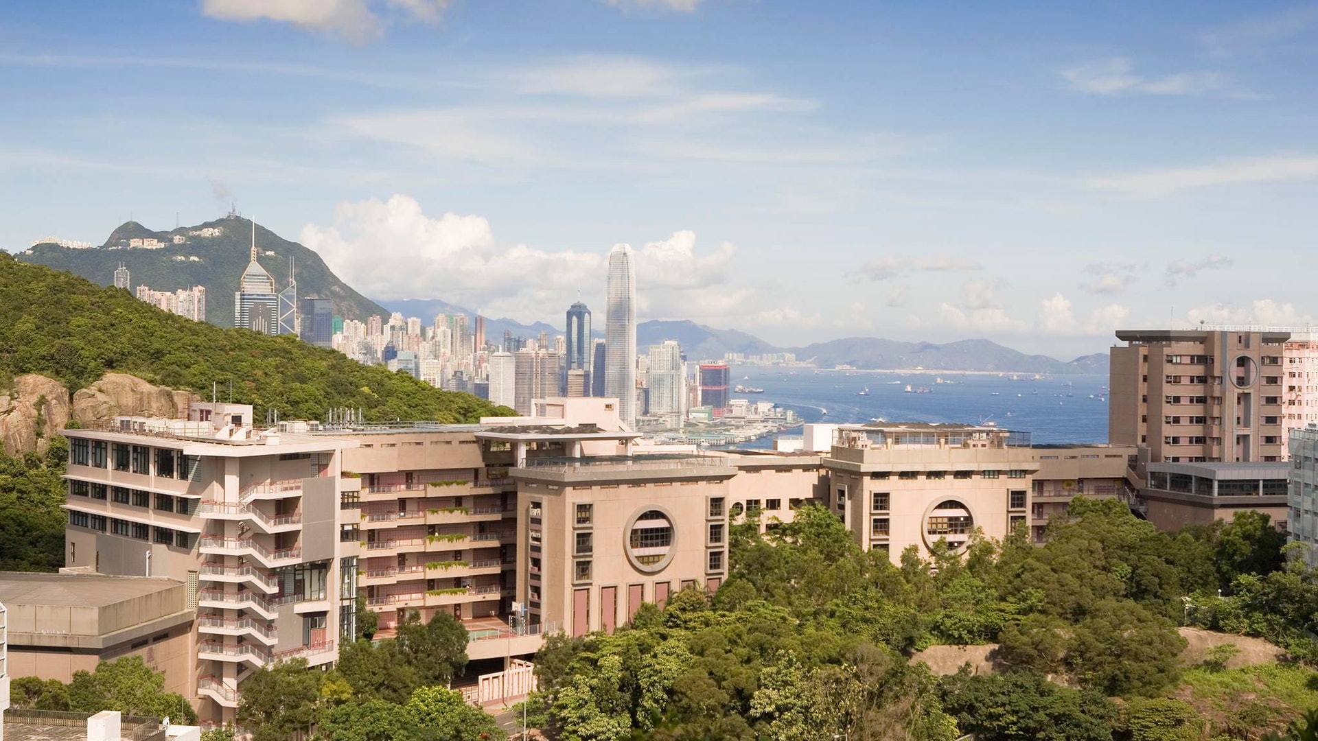 香港国际学校繁简教学的学校名单,香港哈罗是简体字教学吗?