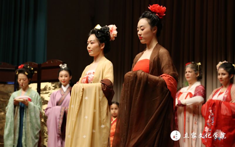 文化自信文化强国立容文化学院中华古典礼仪专场展演