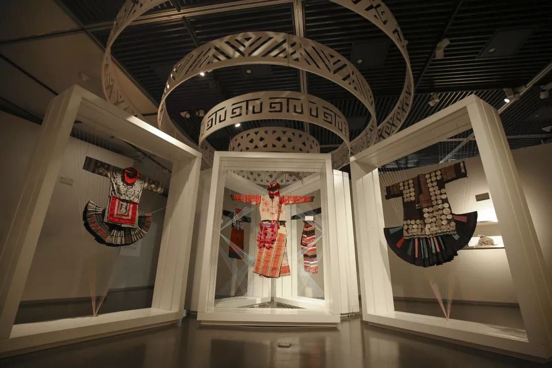 古典爱情中国少数民族传统爱情文化展今日在南宁博物馆开展