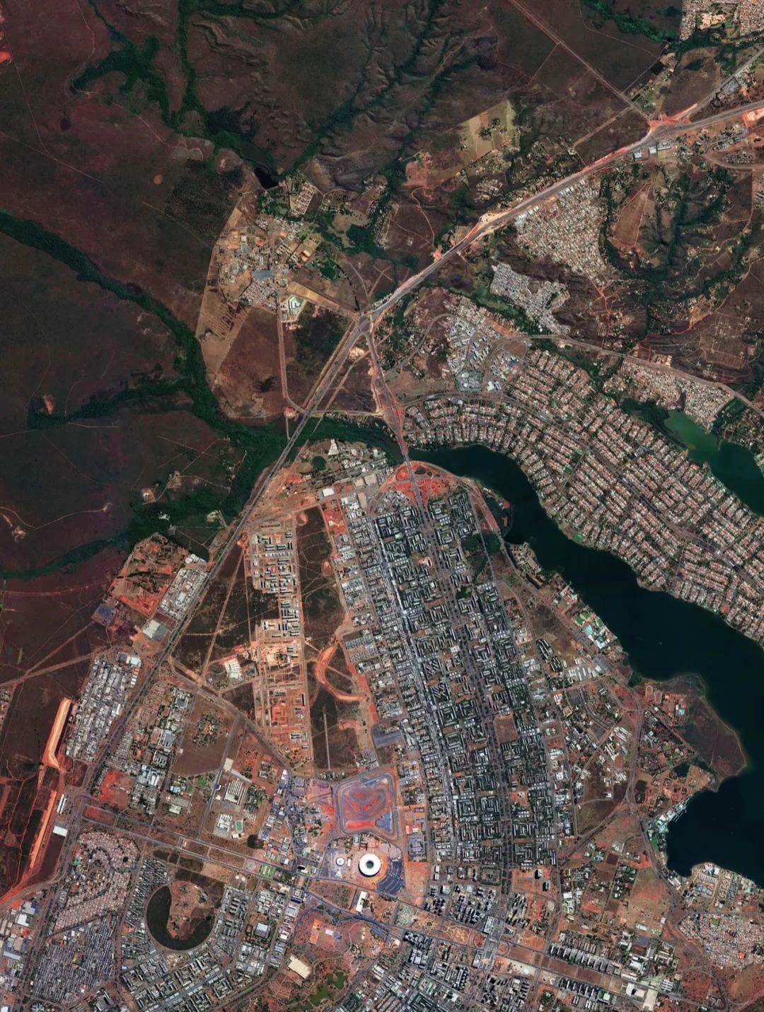 【地理视野】全球18个超震撼城市卫星图!必看!