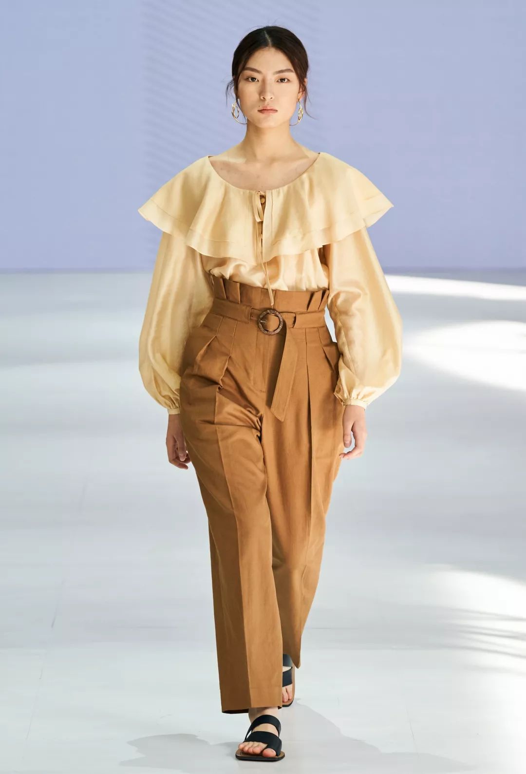 2020春夏女装裤子流行趋势_款式