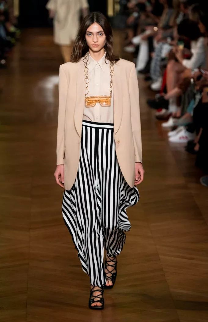 2020春夏女装裤子流行趋势_款式