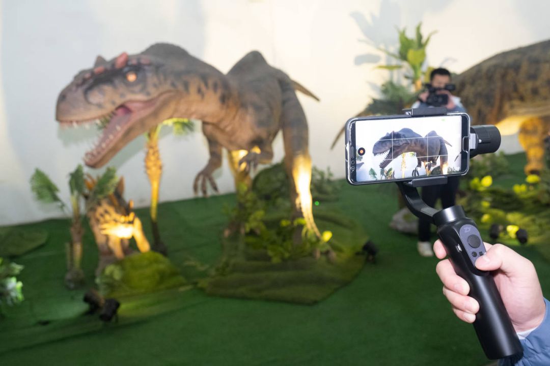 全球85%仿真恐龙缘何自贡造?