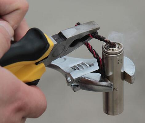 18650电池安全阀是什么电池包防爆平衡阀又是什么