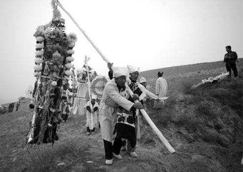 丧葬习俗引魂幡