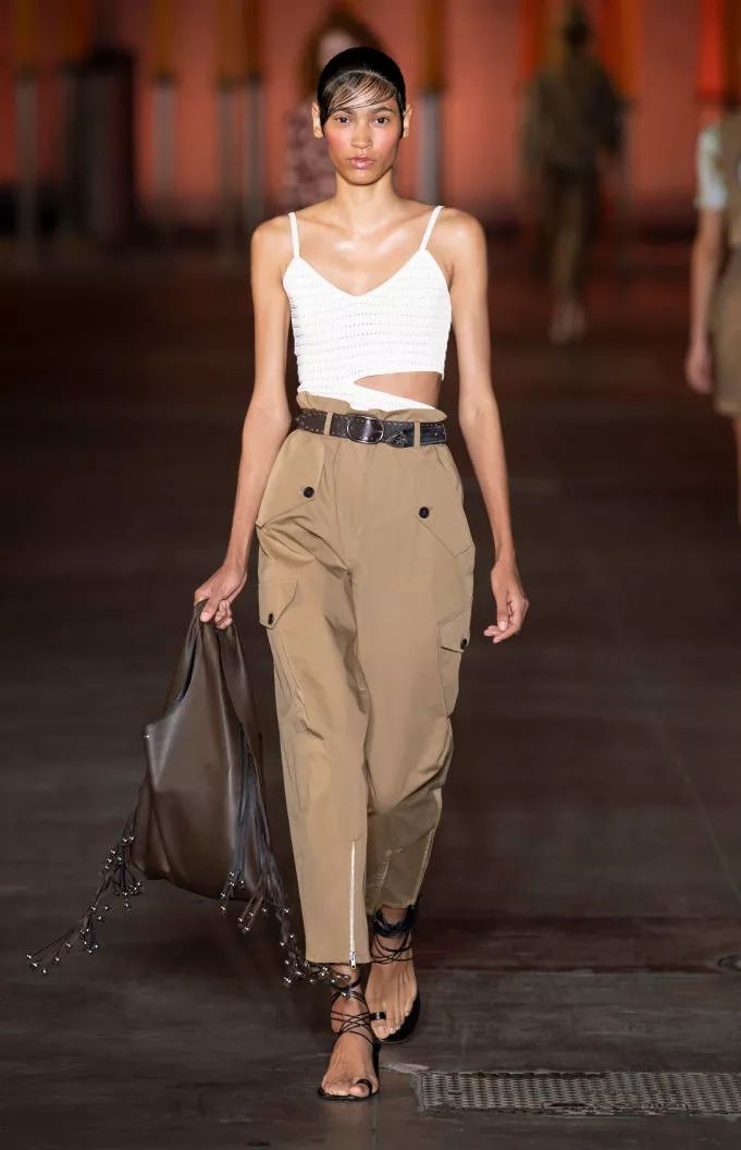 2020春夏女装裤子流行趋势
