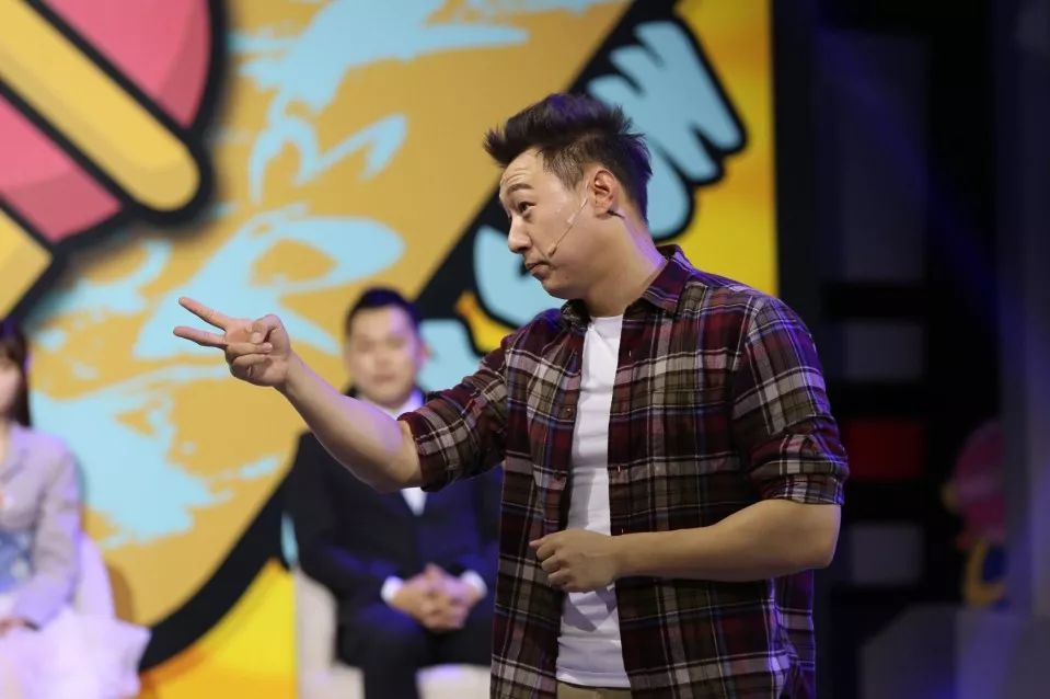 即将推出原创东北脱口秀喜剧节目吉视公共·新闻频道那你out的有点