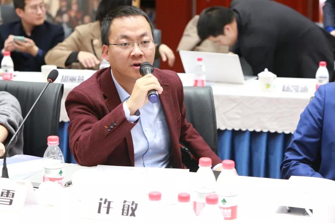 鼎晖投资董事总经理李磊中国春来教育投资并购部总经理高霏现场本文为