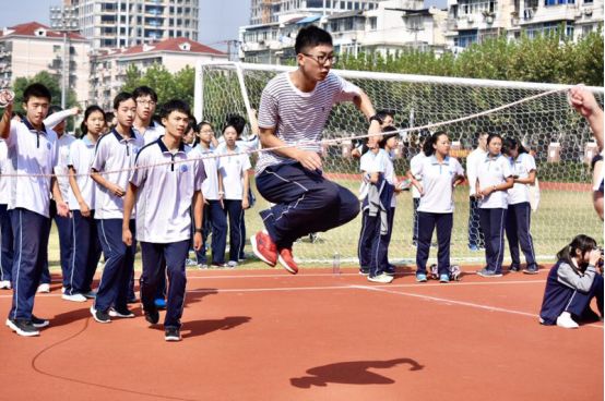 曹杨二中王洋事件图片