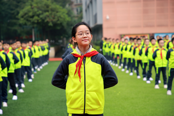 全员运动"嗨"翻全场 重庆新村同创国际小学秋季运动会朝气蓬勃