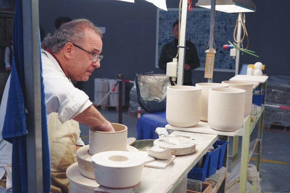 荷兰旅行:惊艳全球的皇家代尔夫特蓝瓷厂出品,原来神似青花瓷